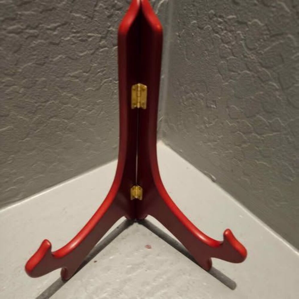 Red Wooden 9-Inch Display Easel Plate Stand